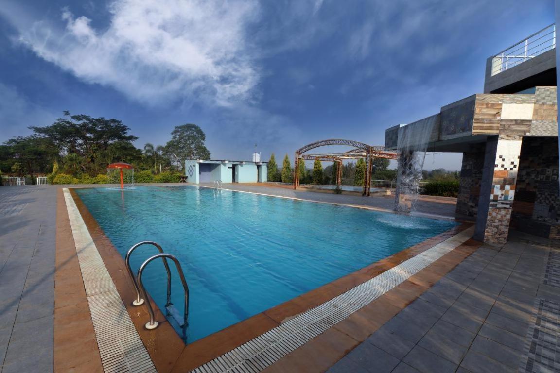 Nisarg Resort Jabalpur Exterior foto